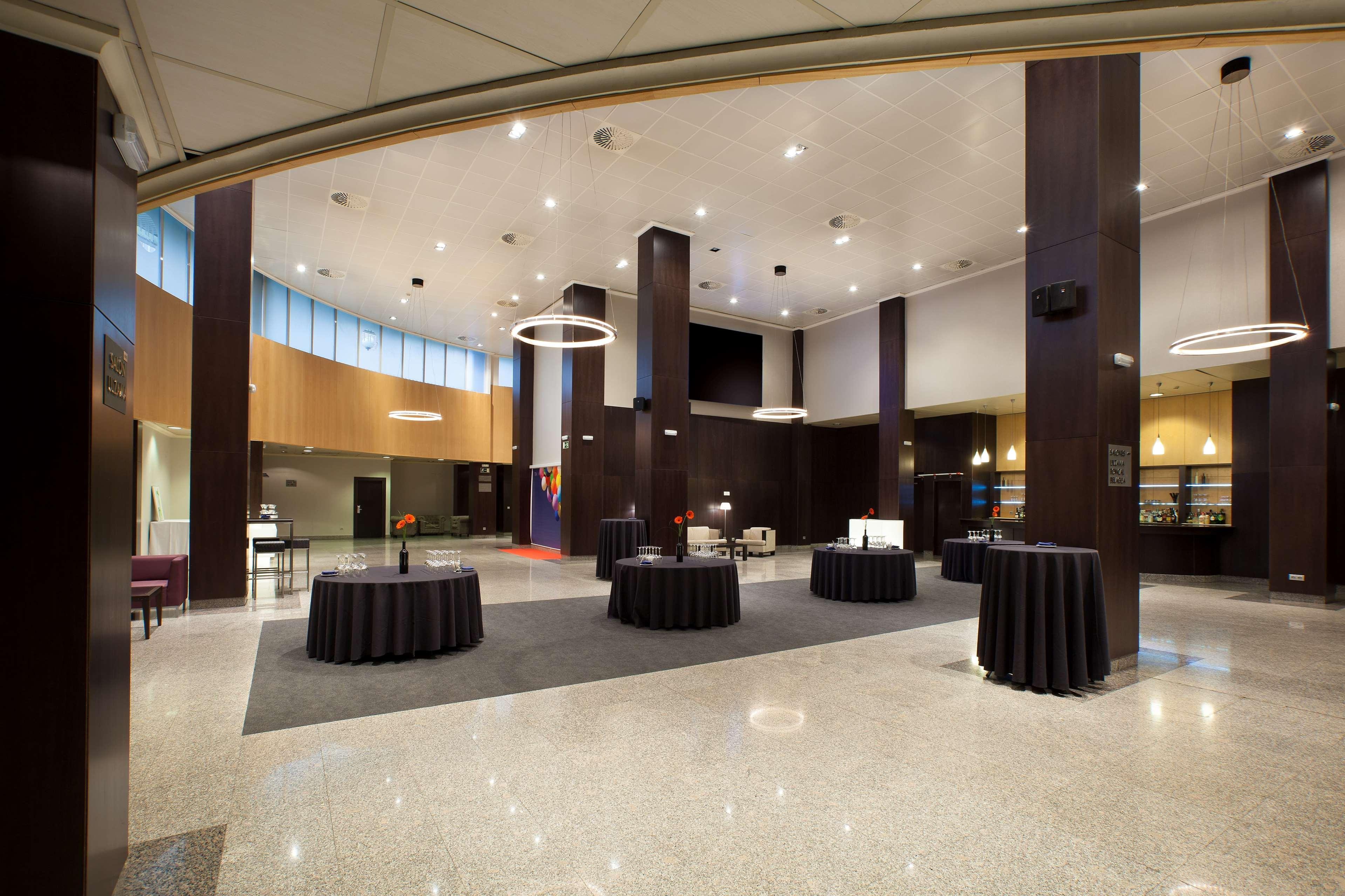 Hotel Nh Iruña Park