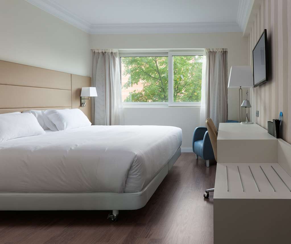 Nh Iruña Park Hotel Pamplona